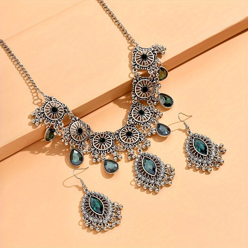 Vintage Exquisite Flower Pattern Synthetic Gems Inlaid Dangle Earrings & Necklace Luxury Ethnic Style Silver Plated Jewelry Jewelry Set Gifts For Women Gifts For Eid