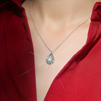 Dazzling Sparkling Pendant Necklace - Chic & Timeless Clavicle Chain for Women - Romantic Jewelry Decor, Perfect for Engagement, Wedding, Anniversary, or Exclusive Gift