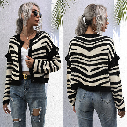 LOVECCR women's clothing Hot new knitted sweater jacket short contrasting stripes splicing cardigan short