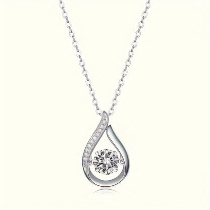 Dazzling Sparkling Pendant Necklace - Chic & Timeless Clavicle Chain for Women - Romantic Jewelry Decor, Perfect for Engagement, Wedding, Anniversary, or Exclusive Gift