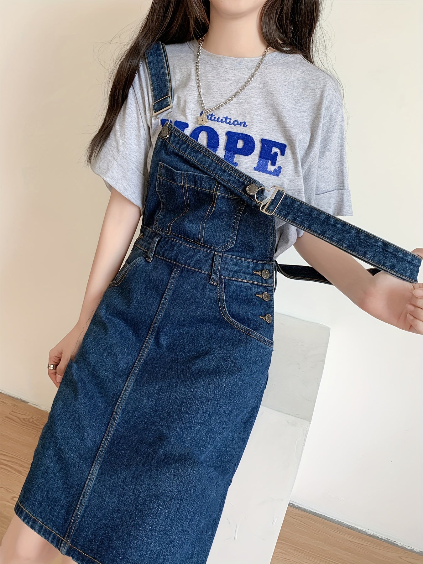 Womens Chic Blue Denim Overall Dress - Loose & Cute Mini Style with Adjustable Straps for Summer Comfort