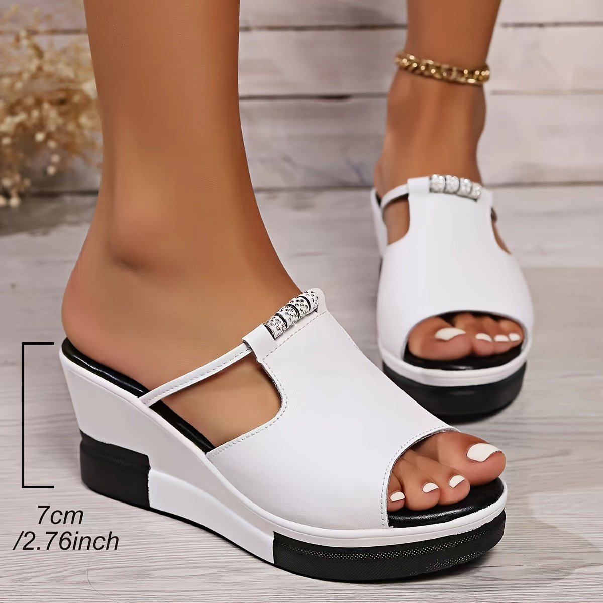 Trendy Womens Rhinestone Wedge Slippers - Sparkling Open Toe Summer Sandals with Comfortable Platform Heels for Elevating Style