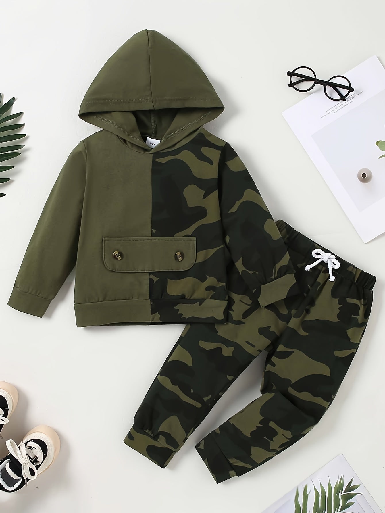 2-Piece Camo Cutie Set - Soft Cotton Long Sleeve Hoodie with Elastic Waist Pants, Comfortable Toddler Outfit for Autumn/Winter, Stylish Casual Wear for Little Boys