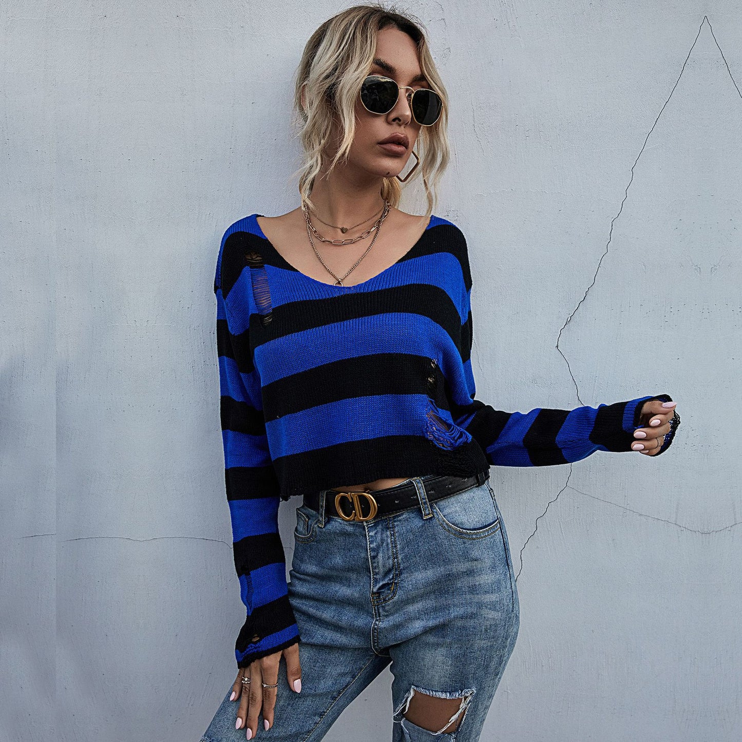 LOVECCR Strictly selected early autumn  New fashion women's clothing striped v-neck loose short ripped sweater open navel knitted sweater