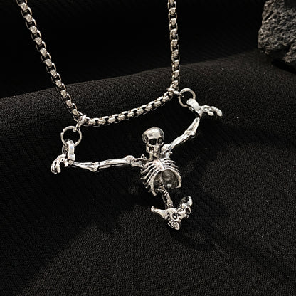 Gothic Dark Skull Pendant Necklace Punk Hip Hop Alloy Distressed Skeleton Clavicle Chain Halloween Necklace Wholesale