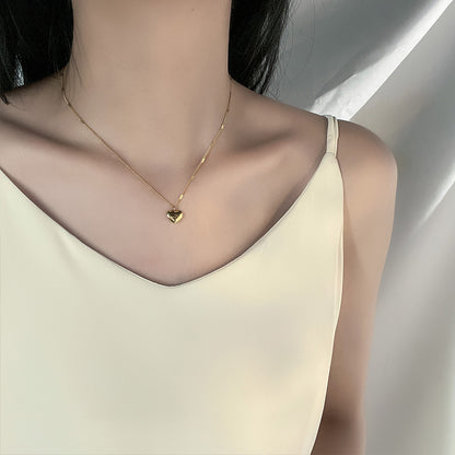 Wenjian Love Heart Necklace  New Women's Summer Clavicle Chain Simple Temperament Entry Lux Necklace Peach Heart Titanium Steel