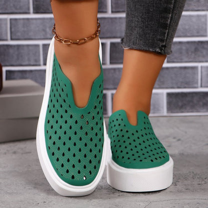 Cross-Border New Arrival plus Size Thick Bottom Hollow out Breathable Low Top Pumps Female HOTan and NEWn V Cut Slip-on Muffin Slip-on Board Shoes