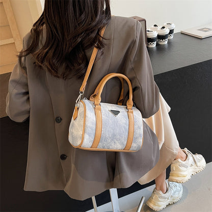 LOVECCR 2025 Retro versatile portable small bag women's popular new niche design contrasting color commuter shoulder bag casual messenger bag