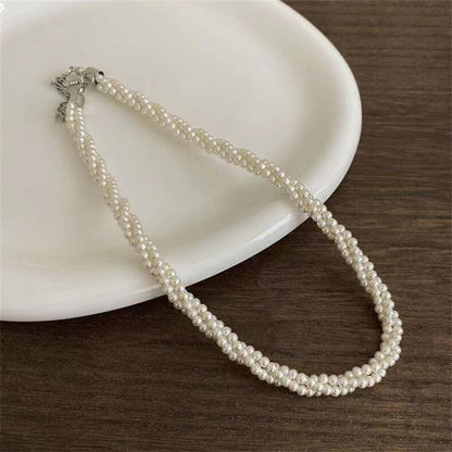 HOTan and NEWn Style All-Match Pearl Necklace Multi-Layer Pearl Winding Spiral Twist Necklace Temperament Wild Short Clavicle Chain