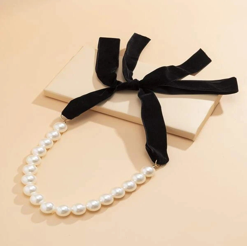 Cross-Border Popular Ornament Imitation Pearl Black Ribbon Bends and Hitches Necklace Clavicle Chain HOTan and NEWn Fashion Pearl Necklace