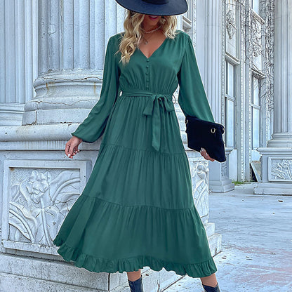 LOVECCR Hot autumn and winter new   2025 foreign trade women's long-sleeved pleated splicing dress