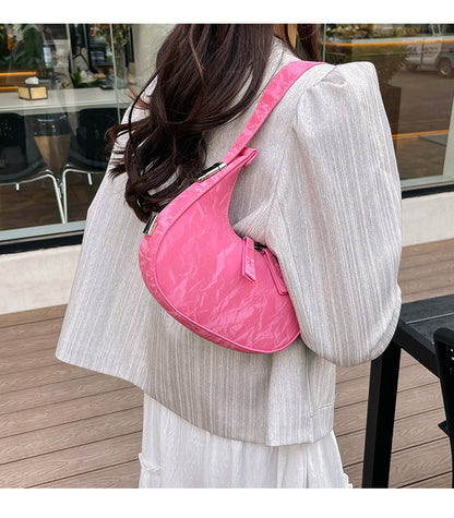 loveccr Cross-Border New Arrival High-Grade Special-Interest Design Women's Underarm Bag Retro Fashion Minimalism Versatile Handheld One-Shoulder New Moon Bag