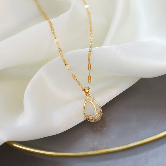 Fashionable High-Grade Imitation Opal Tulip Titanium Steel Necklace for Girls Online Influencer Clavicle Chain Ins Flower Ins Cold Style