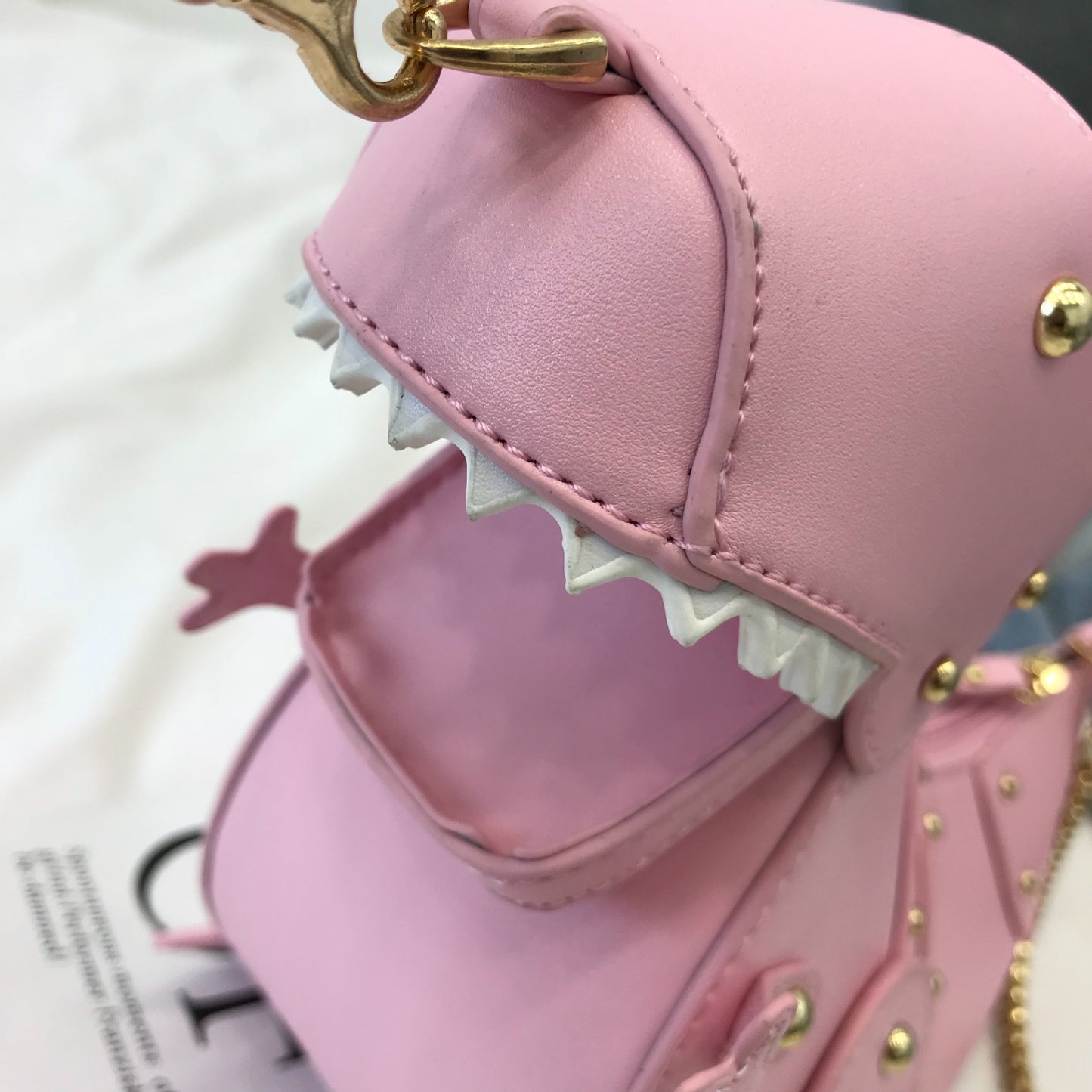 loveccr Cross-Border European and American Fashion Creative Funny Three-Dimensional Dinosaur Crossbody Bag Personality Rivets Cartoon Animal Modeling Bag