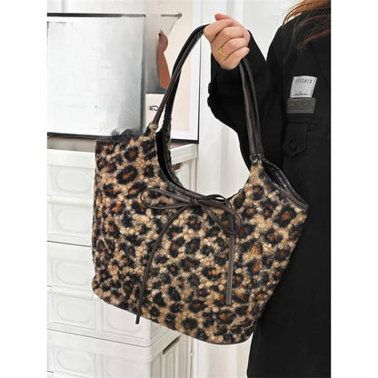 eybag  -  New Niche Design Leopard Print Handbag Women's Korean Retro Plush Shoulder Crossbody Bag Commuting Tote Bags