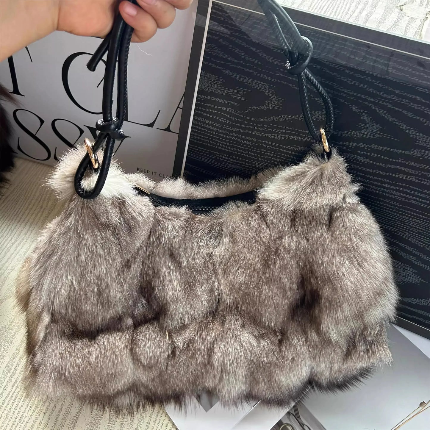 eybag  -  NEW Real Fox Fur Woman Ladies Crossbody Bags Designer Luxury Handbags Women Handbag Shoulder Bag Fuzzy Fluffy Tote Bag