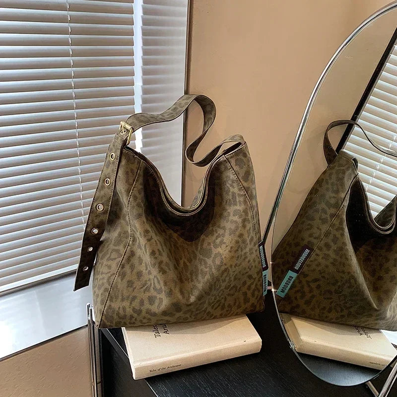 eybag  -  Canvas Leopard Print Zipper Shoulder Bag Hot Sale Large Capacity Popular Fashion Handbag Soft Simple Commuting Crossbody Bag