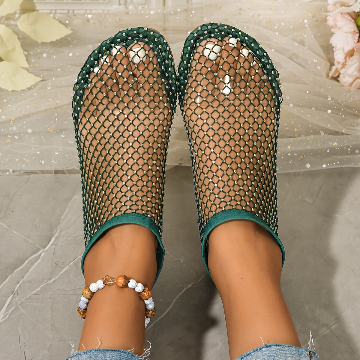 Stylish Women's Rhinestone Flat Sandals - Breathable Hollow Out Mesh Design, Slip-On Comfort, Fashionable Outdoor Beach Shoes for Summer