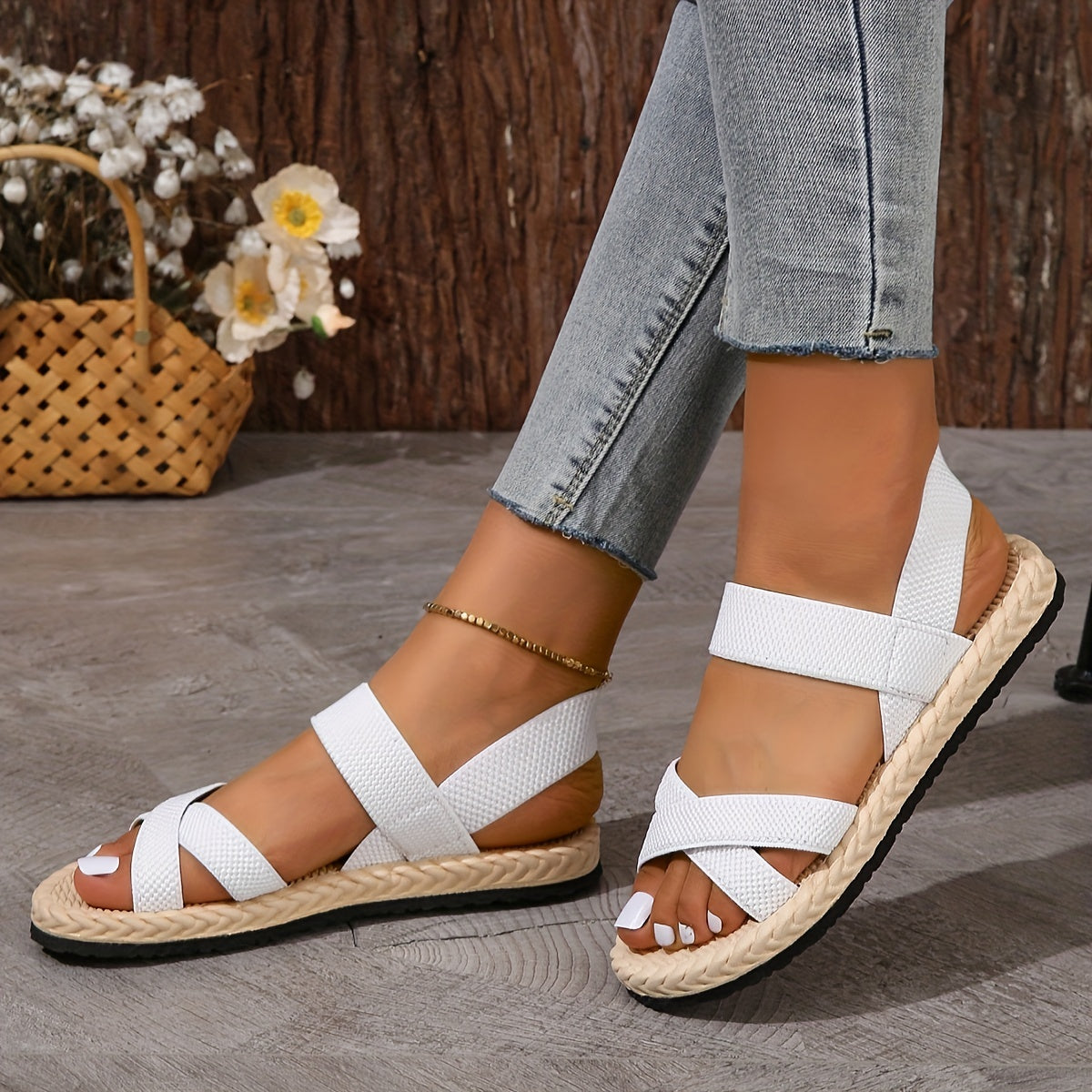 Women's Flat Heel Open-Toe Sandals – Chic Strappy Casual Shoes, Lightweight & Comfortable for Everyday Elegance