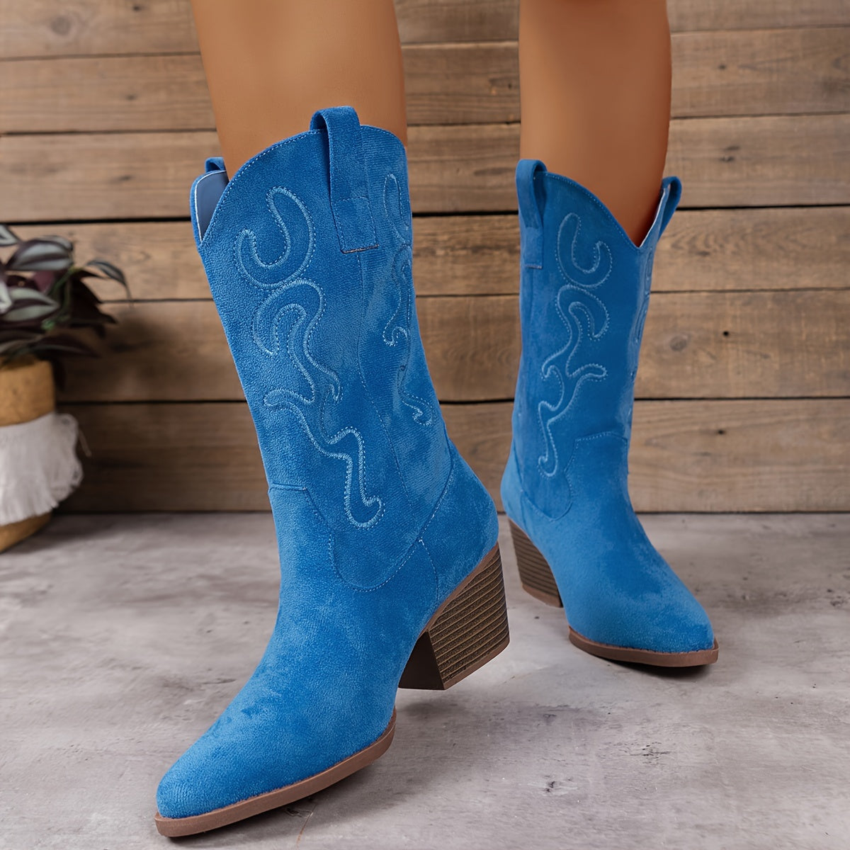 Womens Chic Embroidered Western Boots - Trendy Chunky Heel Mid-Calf Style, Pointed Toe Comfort for Vacation Wear