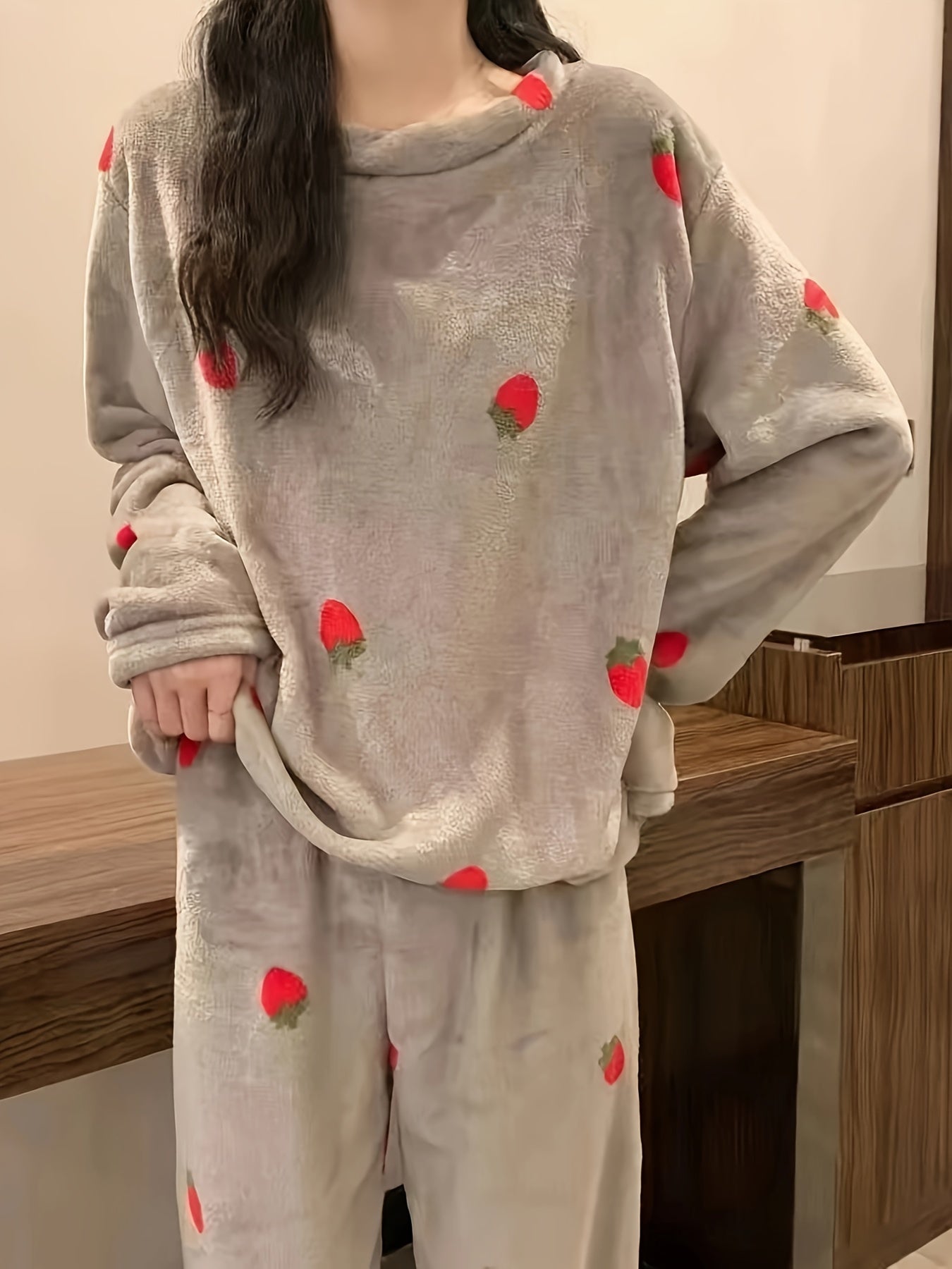 Cozy Strawberry Print Flannel Pajama Set for Women - Long Sleeve Round Neck Top & Elastic Waist Pants, Casual Loungewear, Machine Washable